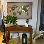 Apartment Alameda 5 *